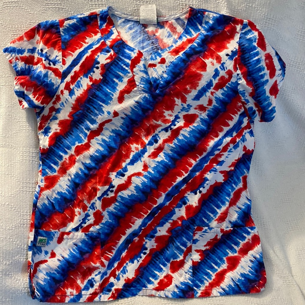 Women’s scrub top